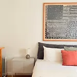 Traditional 2 Bedroom With Amazing Garden - Fiona - 26579al * ליסבון