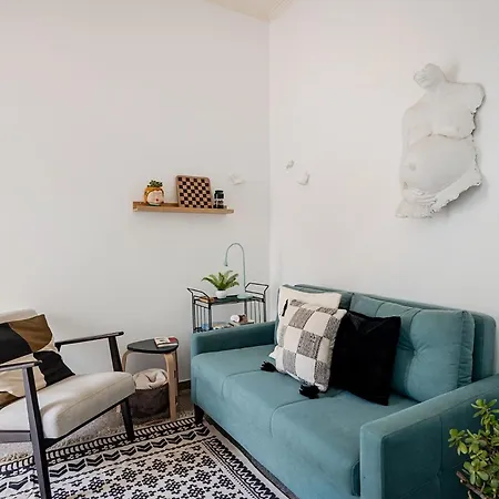 Apartmán Fiona's - Traditional 2 Bedroom With Amazing Garden Lisboa