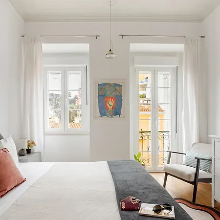 Fiona'S - Traditional 2 Bedroom Apartment With Amazing Garden Апартаменты