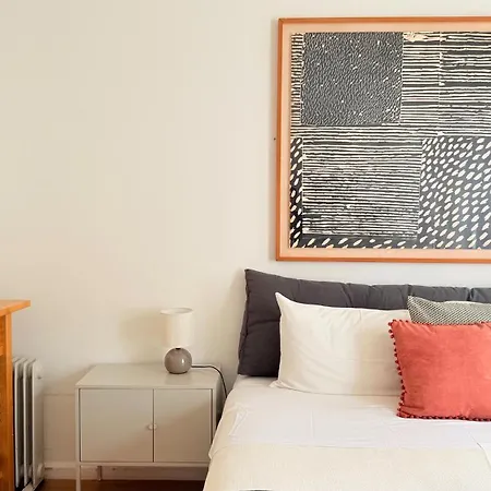 Apartmán Fiona's - Traditional 2 Bedroom With Amazing Garden Lisboa