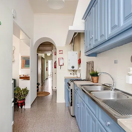 Fiona'S - Traditional 2 Bedroom Apartment With Amazing Garden Апартаменты
