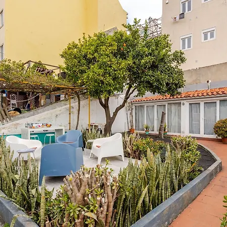 Fiona's - Traditional 2 Bedroom With Amazing Garden * Lisboa