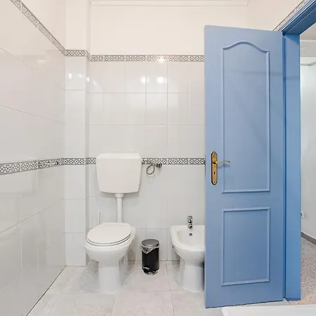 Apartmán Fiona's - Traditional 2 Bedroom With Amazing Garden *