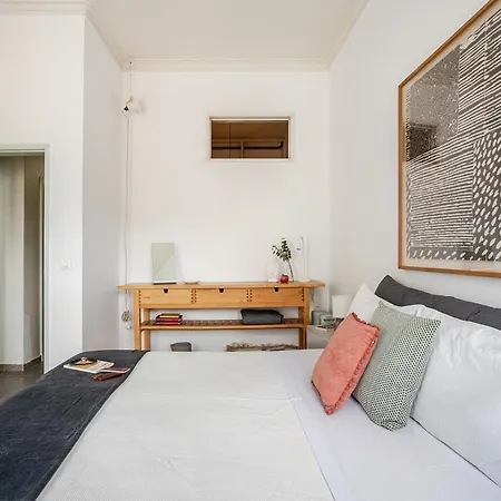 Fiona's - Traditional 2 Bedroom With Amazing Garden Lisboa