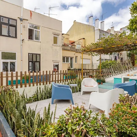 Apartmán Fiona's - Traditional 2 Bedroom With Amazing Garden
